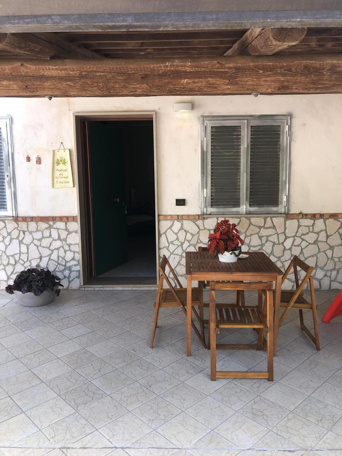 A Casa Di Nonna Emilia Bed & Breakfast Campagna Ngoại thất bức ảnh